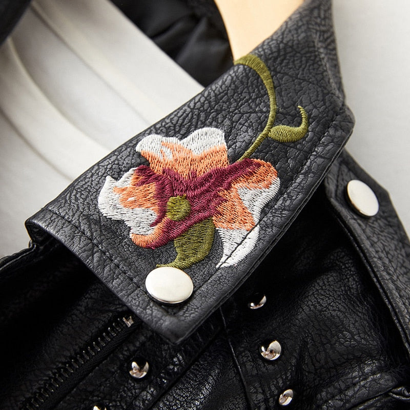 Retro Floral Embroidered Jacket