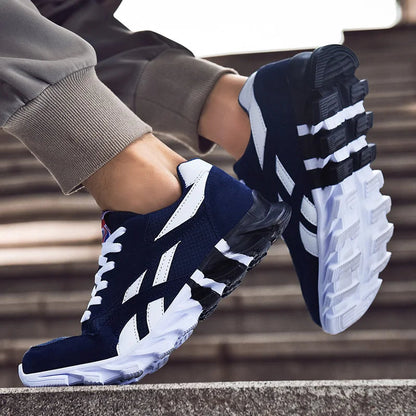 Resistant Cushioned Sneakers