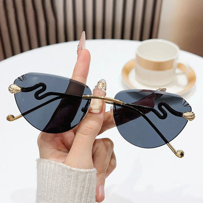 Elegant Metal Frame Sunglasses