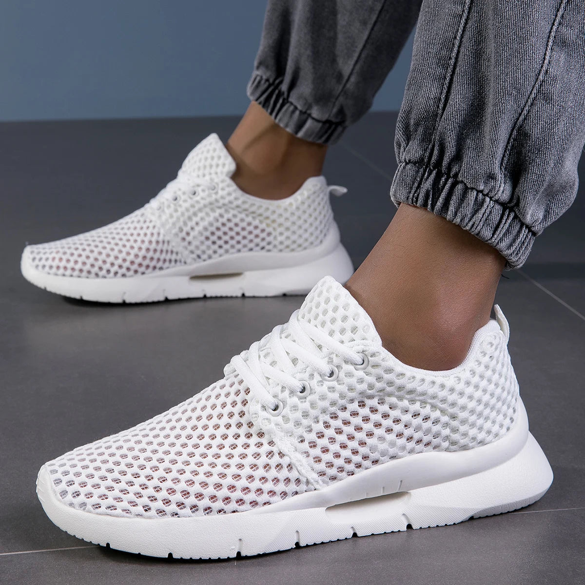 Lightweight Summer Casual Sneakers