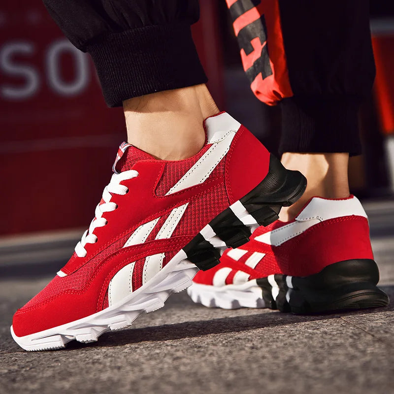 Resistant Cushioned Sneakers