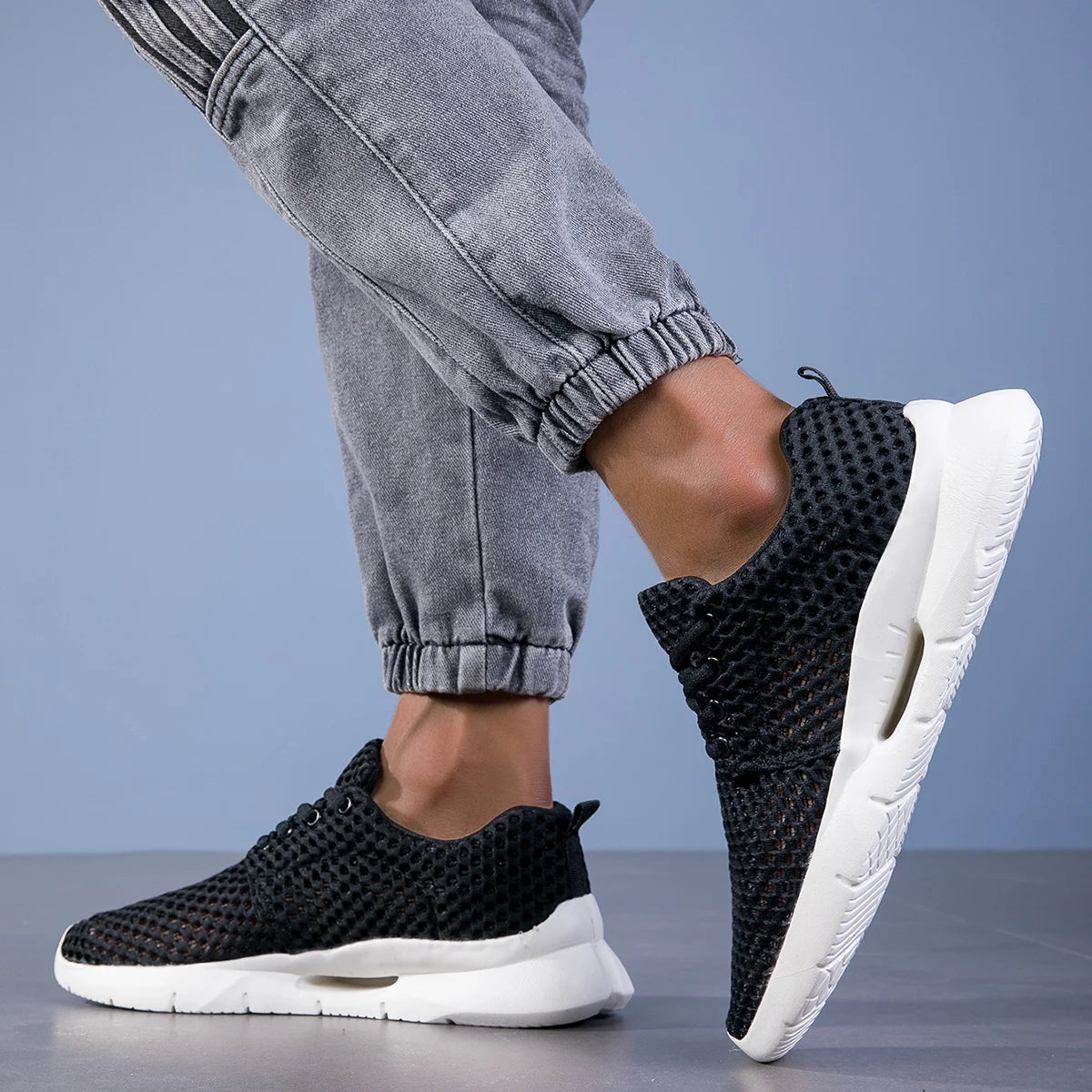 Lightweight Summer Casual Sneakers