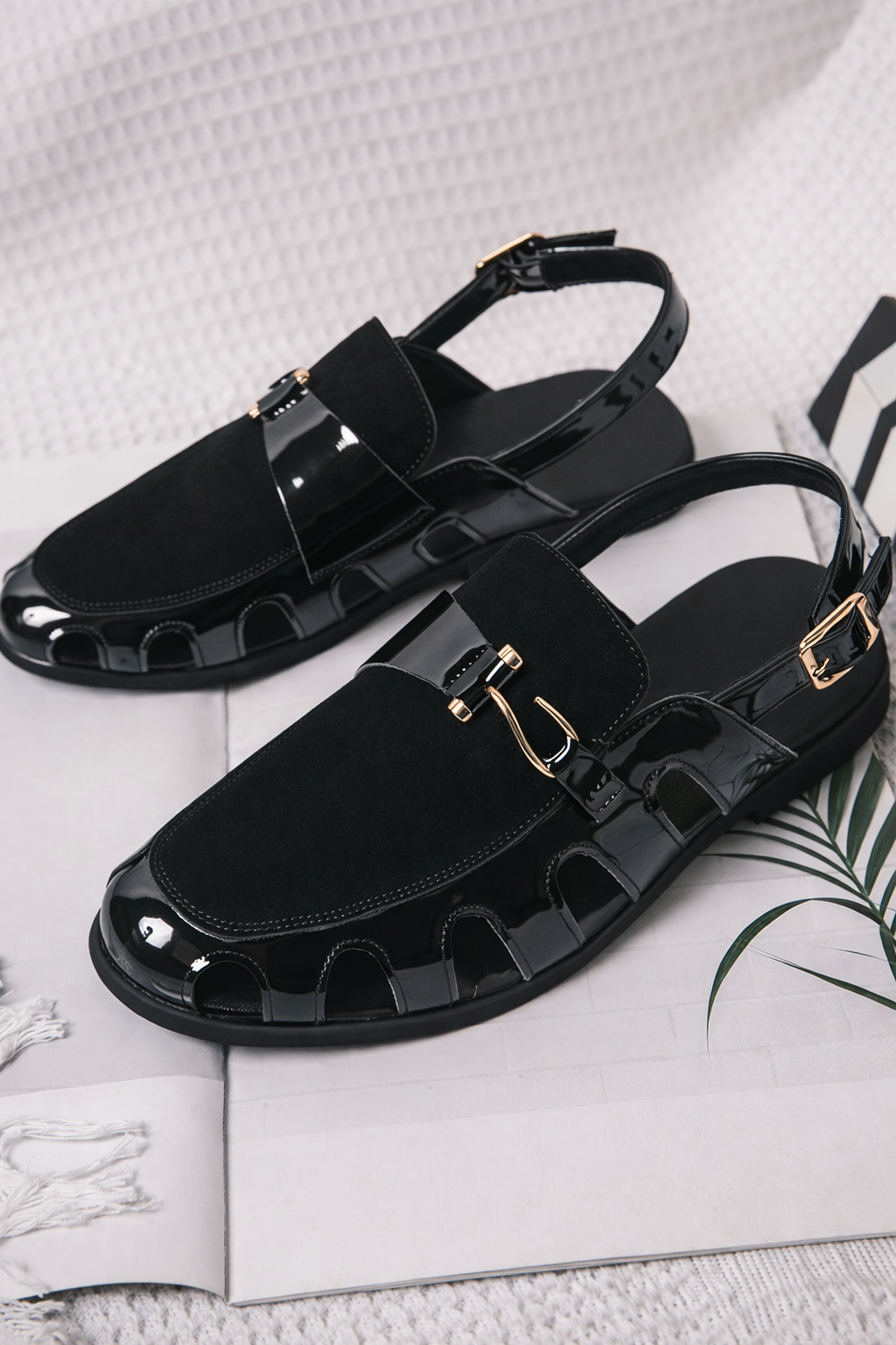 Casual Buckle Low Heel Shoes