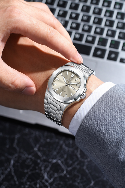 Poedagar Luxury Square Watch