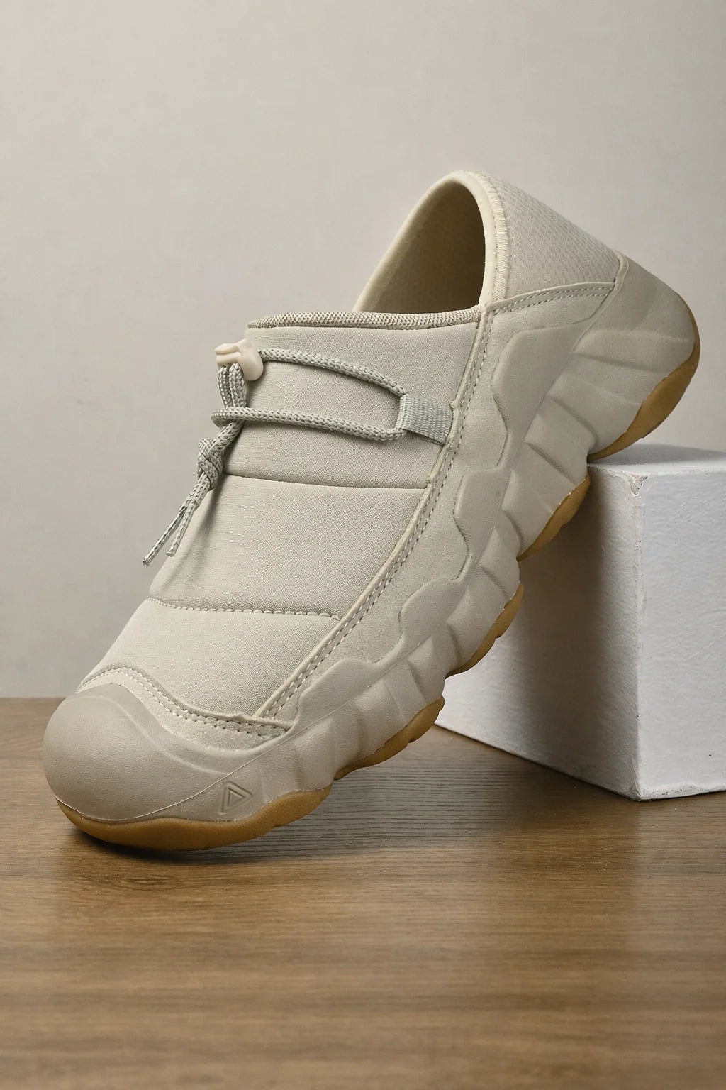 Strider Flex Sneakers