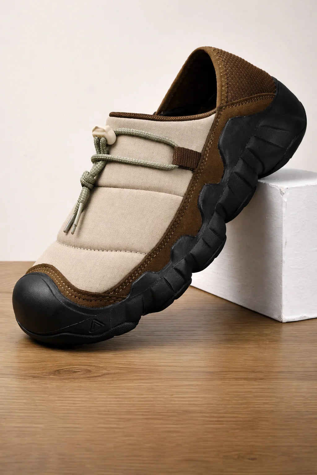 Strider Flex Sneakers