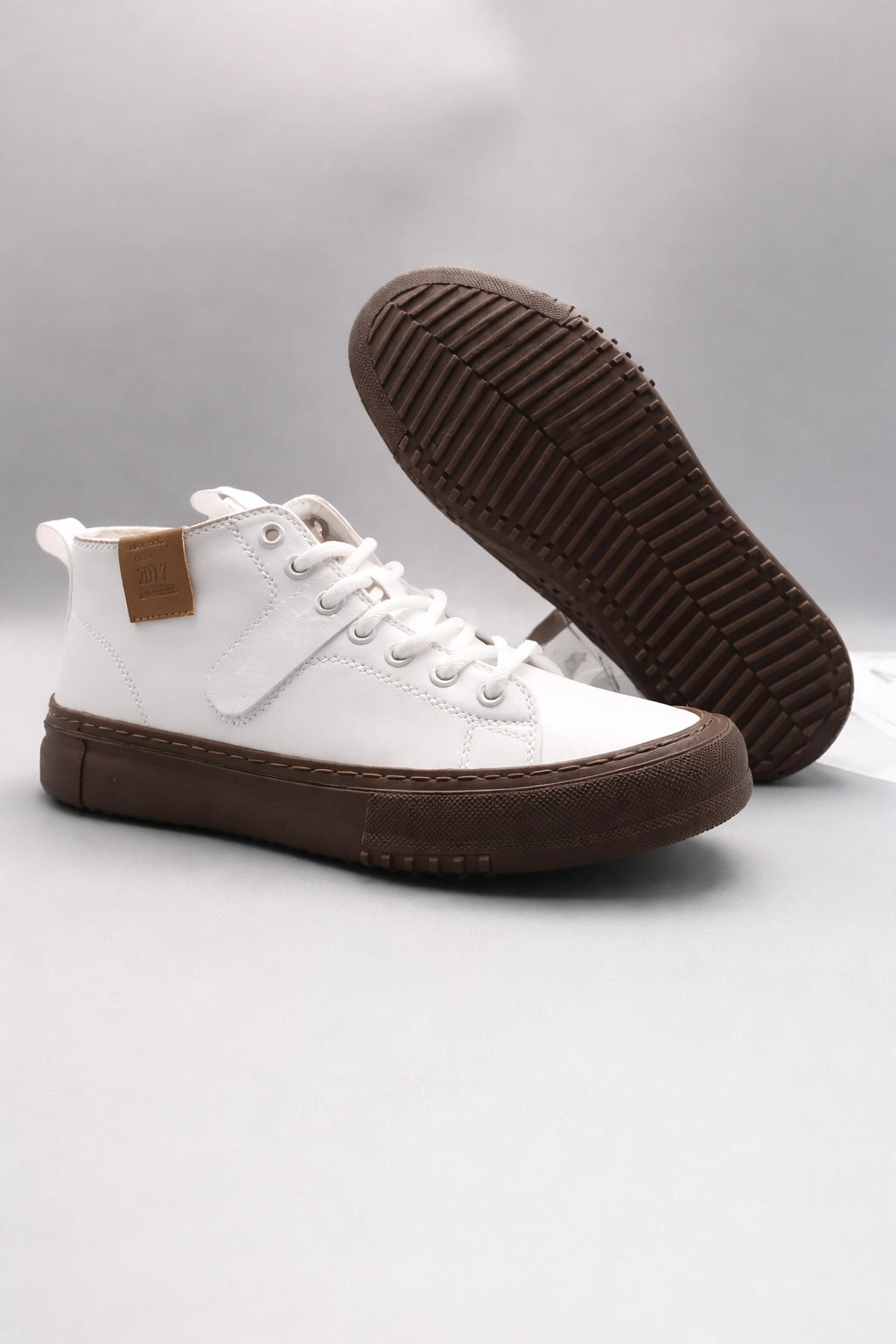 Stratford Modern Sneakers