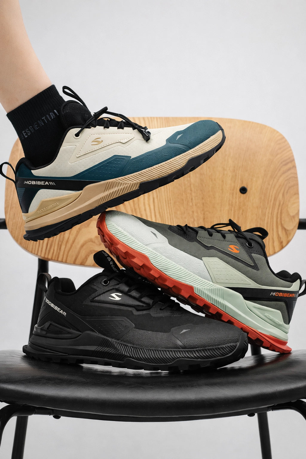 TrailFlex Elastic Sneakers