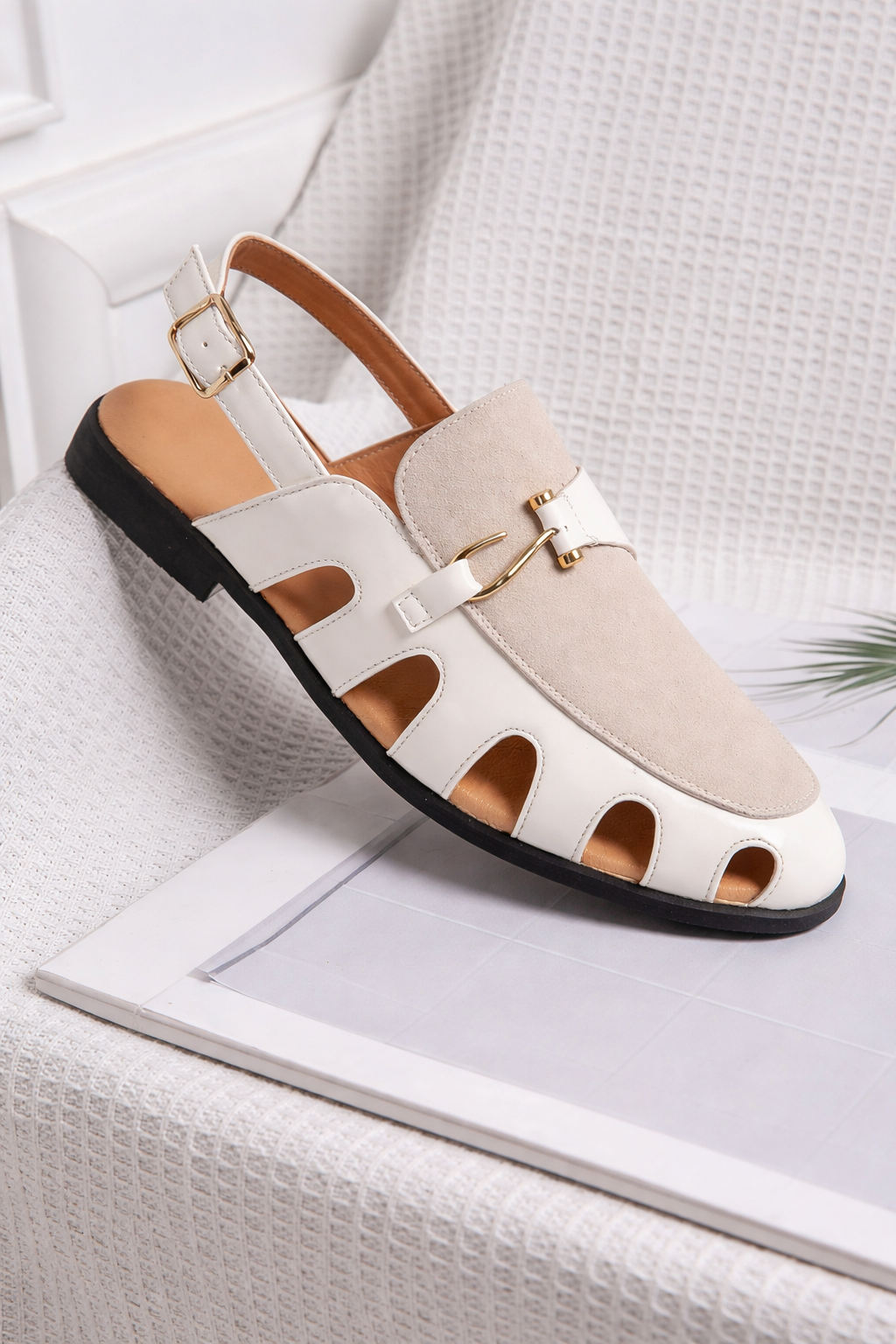 Casual Buckle Low Heel Shoes