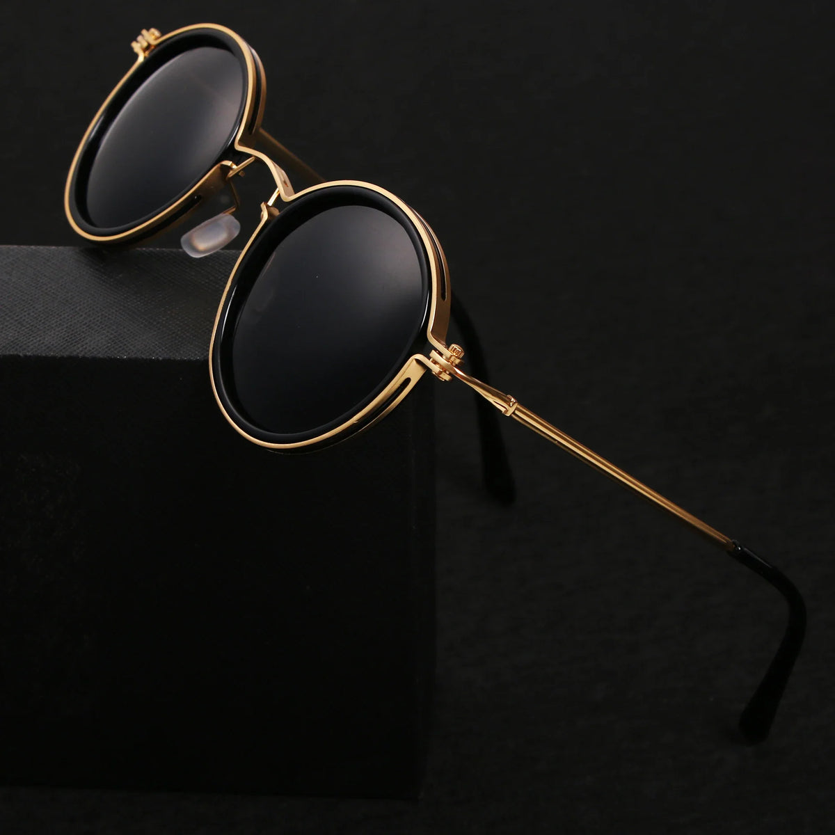 Luxury Retro Metal Frame