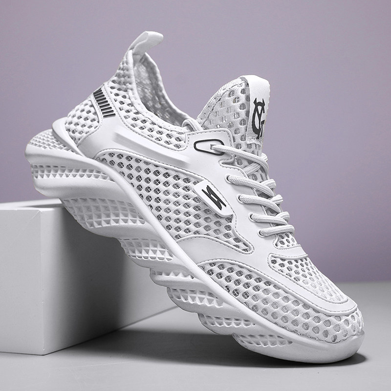 Hollow-Out Water Shoes