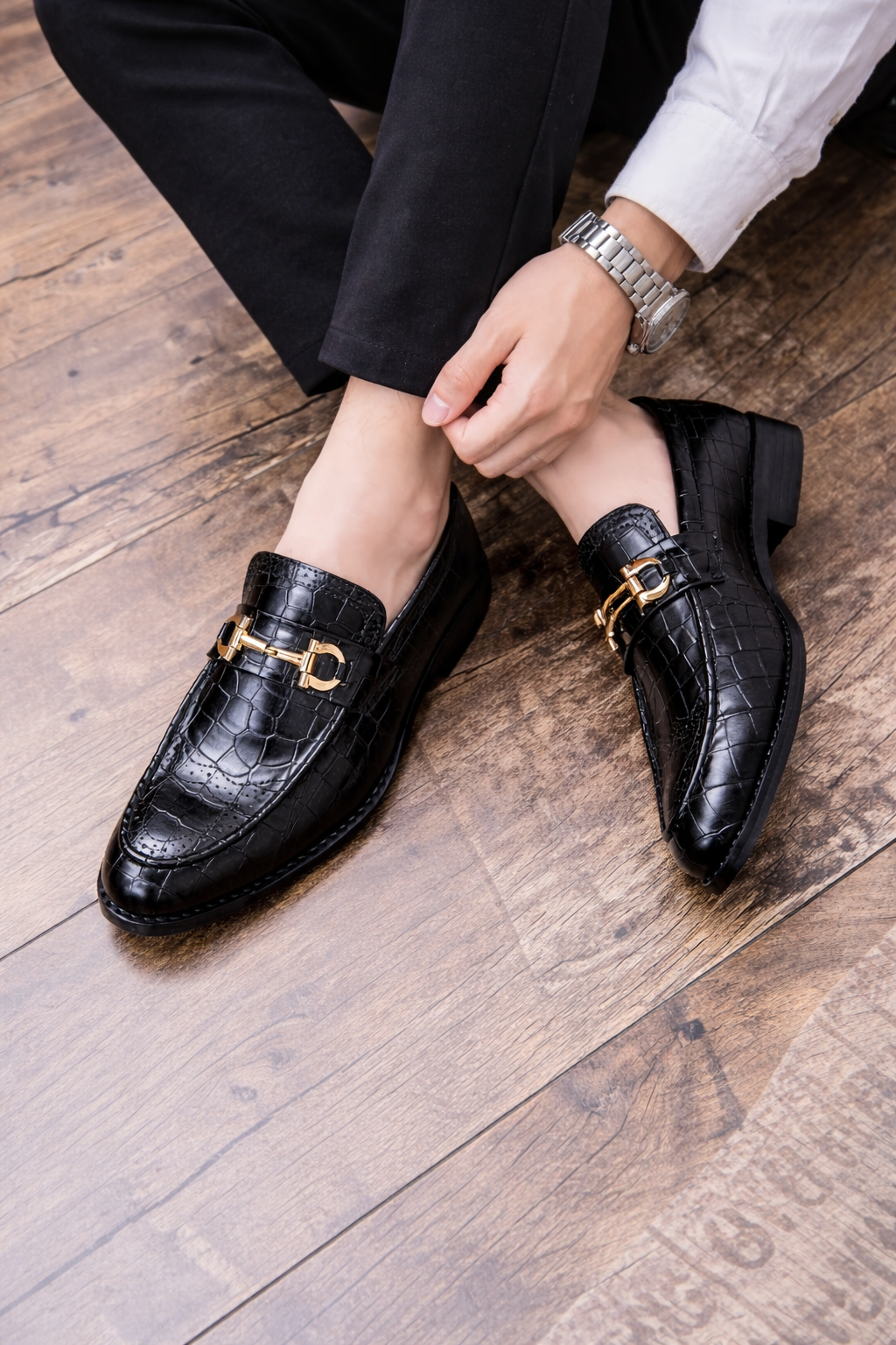 Metal Buckle Loafers