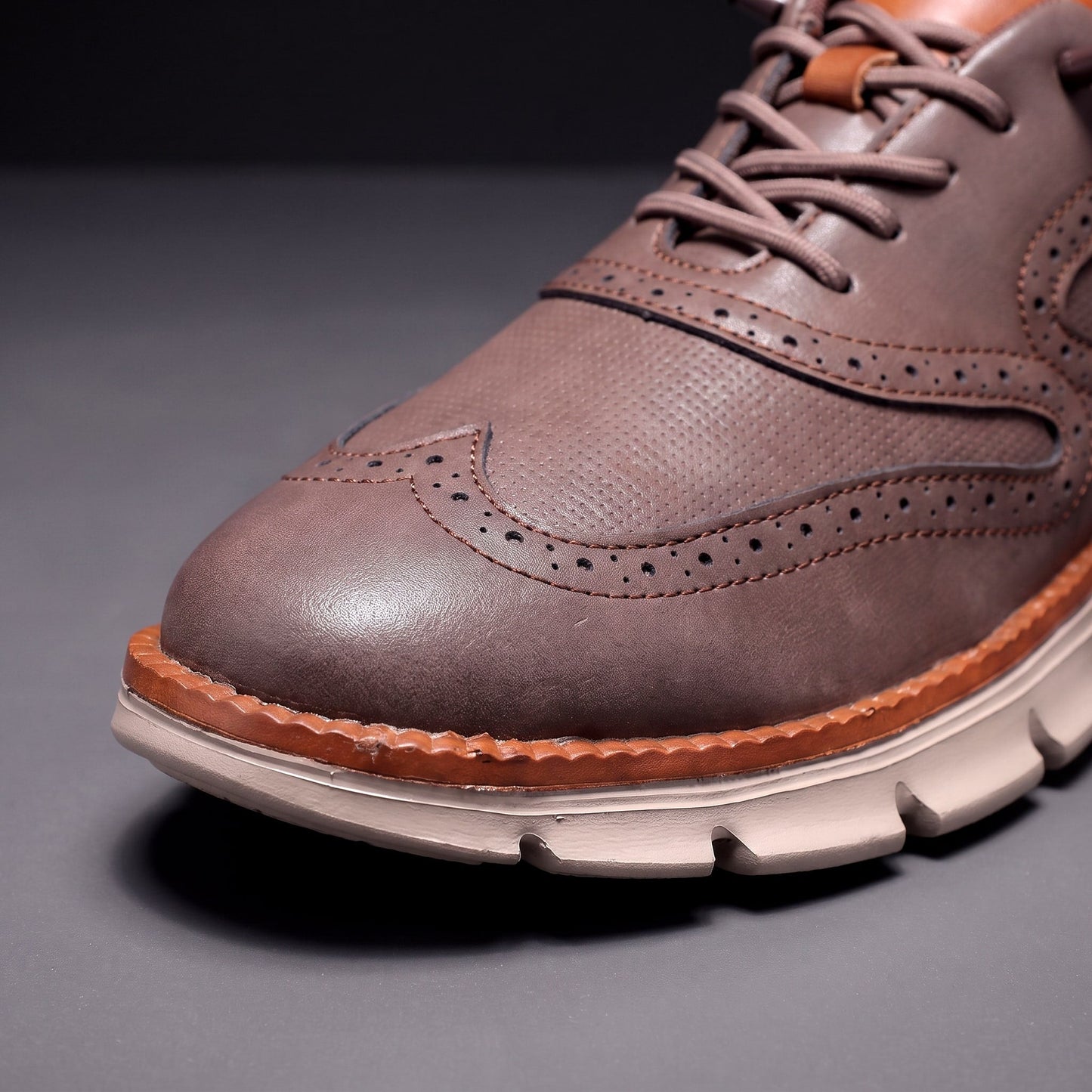 Men’s Premium Brogue Sneakers