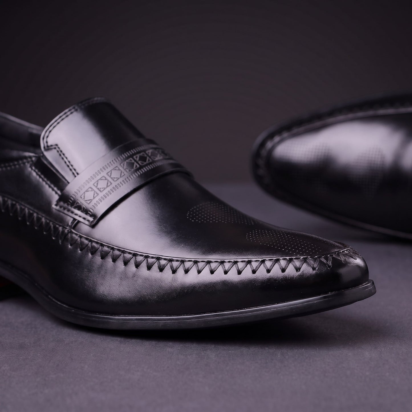 Pointed Toe Leather Shoes