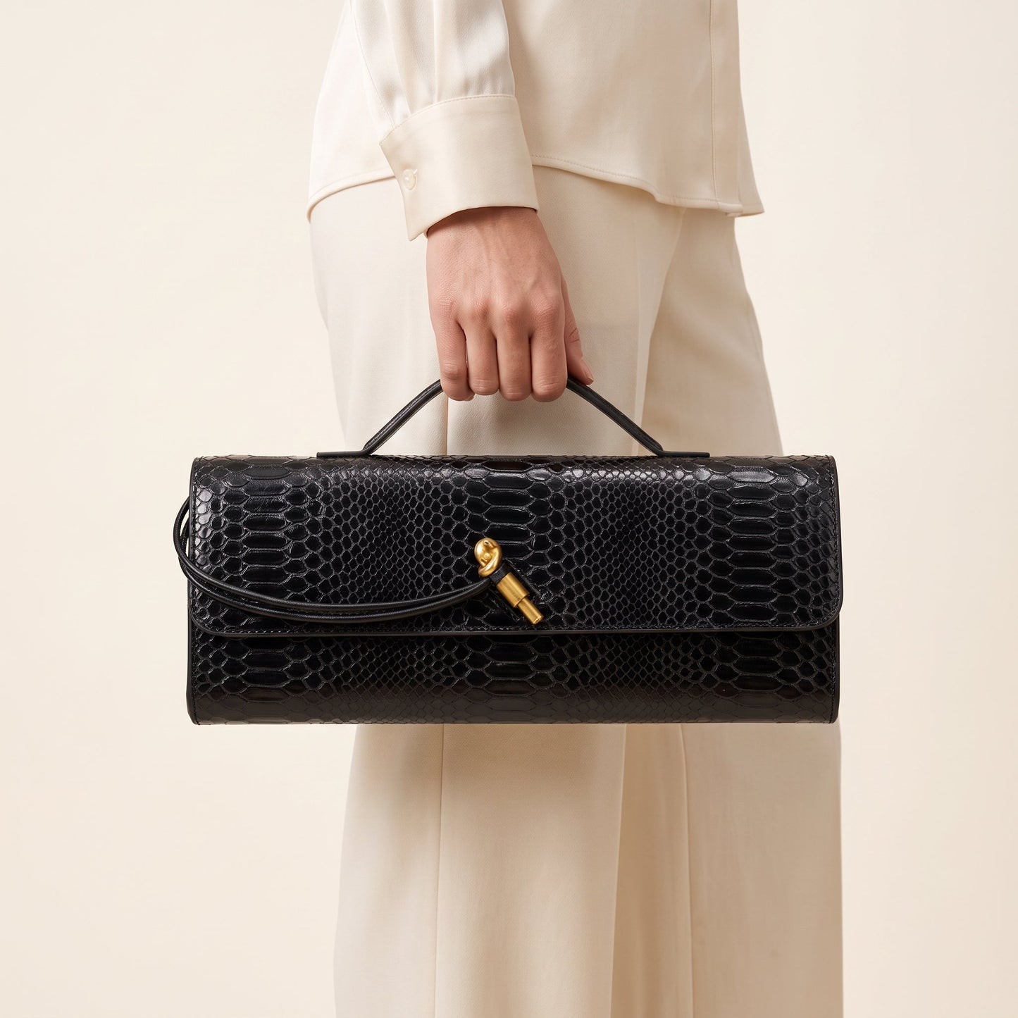 Women’s Elegant Clutch Bag