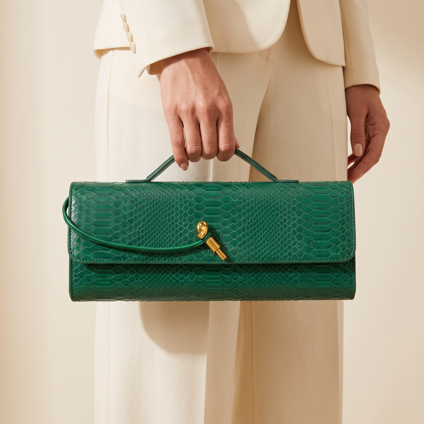Women’s Elegant Clutch Bag