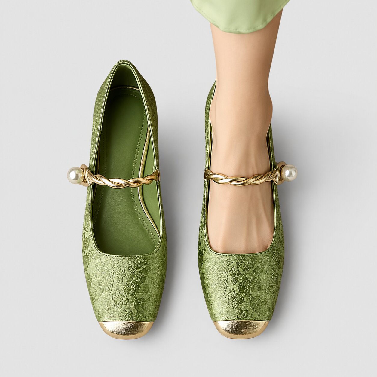 Shallow Mouth Designer Flats